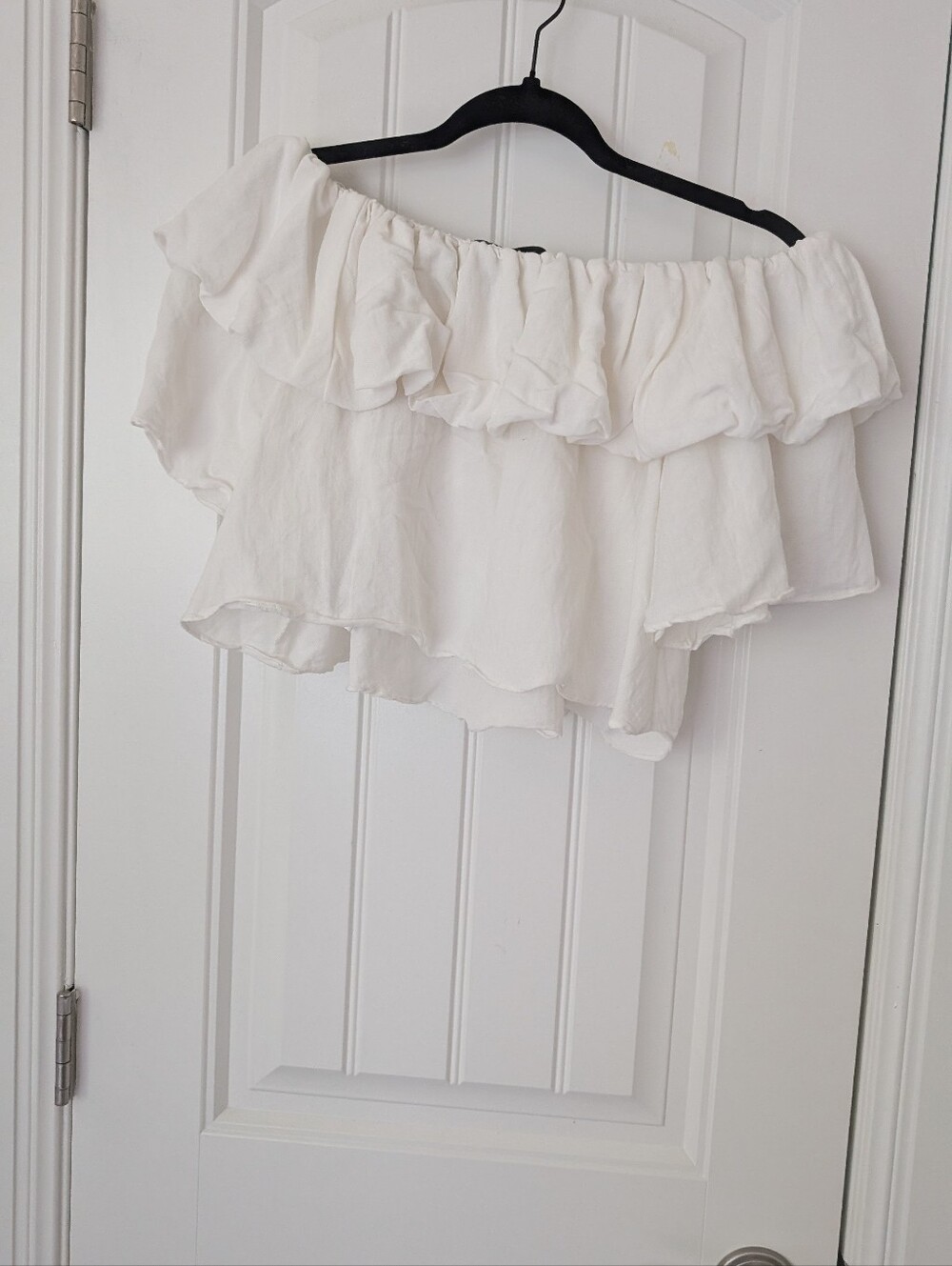 White Do+Be Off-Shoulder Ruffle Top - S - Picture 8 of 8